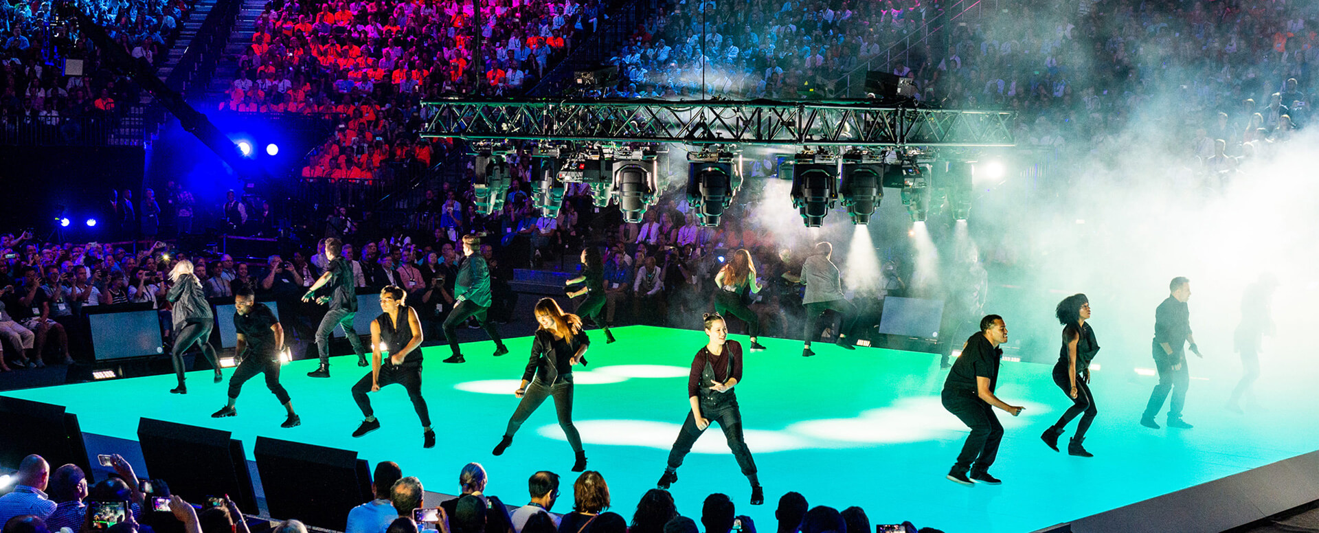 opus-agency-stage-performance Opus Agency Microsoft Inspire Event